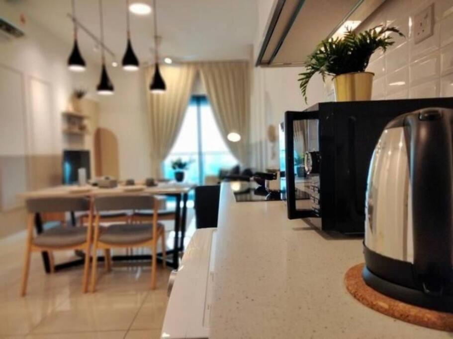 Apartemen 6 Pax Stylish At Continew Near To Trx And Pavilion Kuala Lumpur