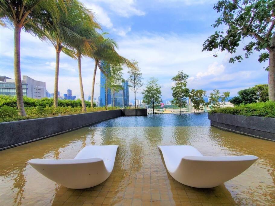 Apartemen 6 Pax Stylish At Continew Near To Trx And Pavilion